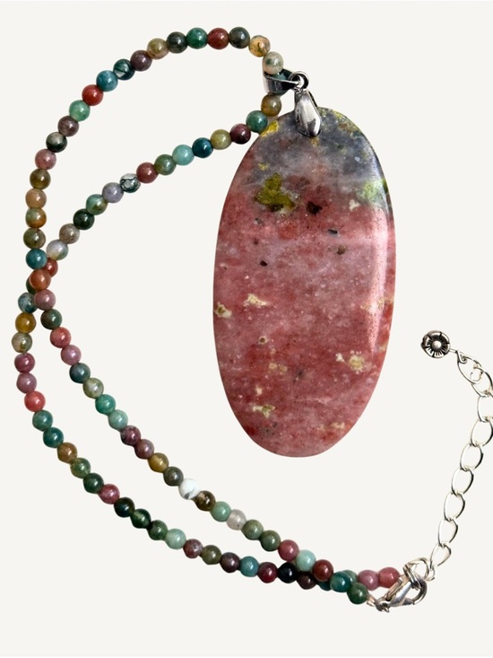Vintage Jewelry - 18K GP Ukanite Gemstone Bead d White Gold Bail Gemstone Beaded Pendant Necklace